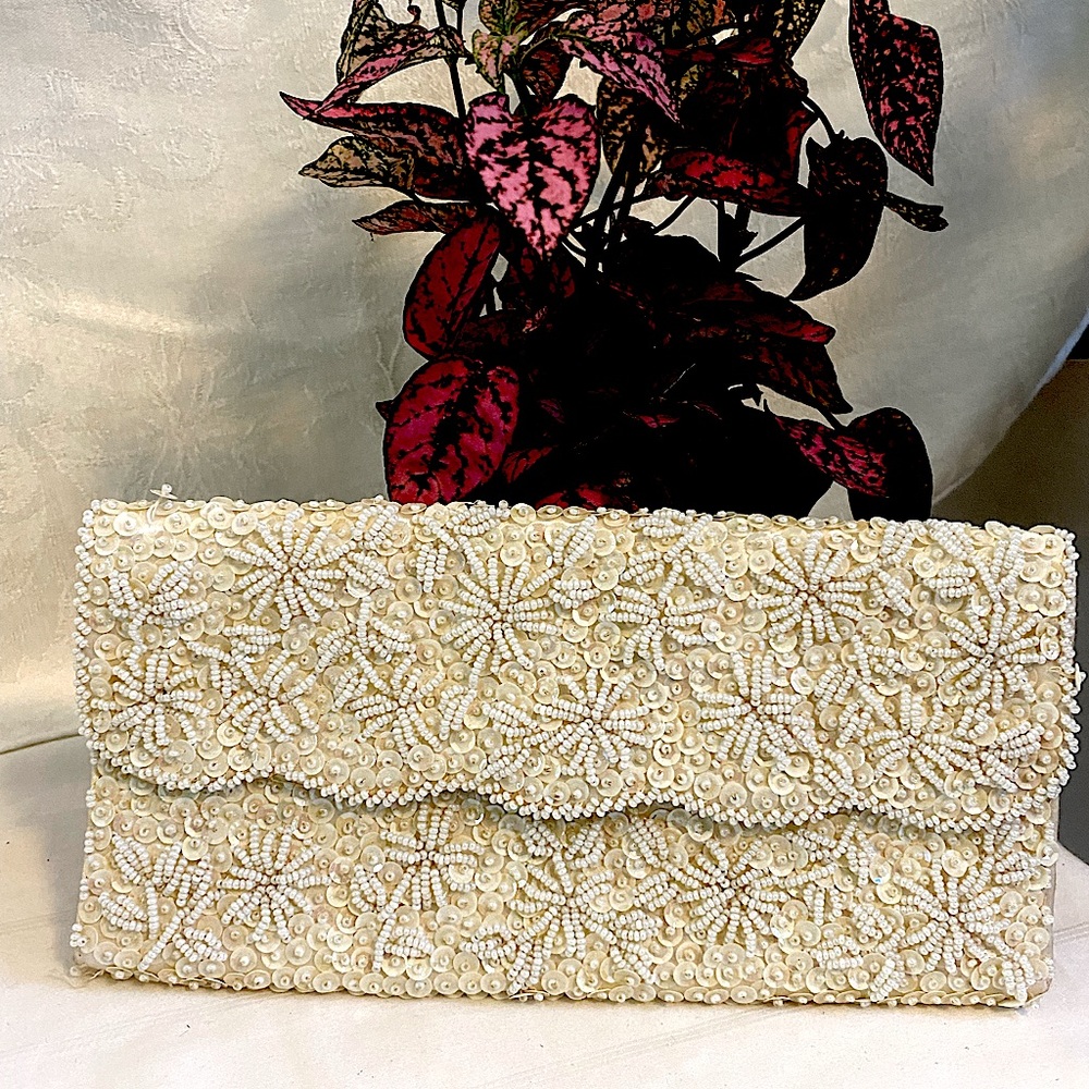 Vintage beaded clutch from ‘50’s.  Mint condition